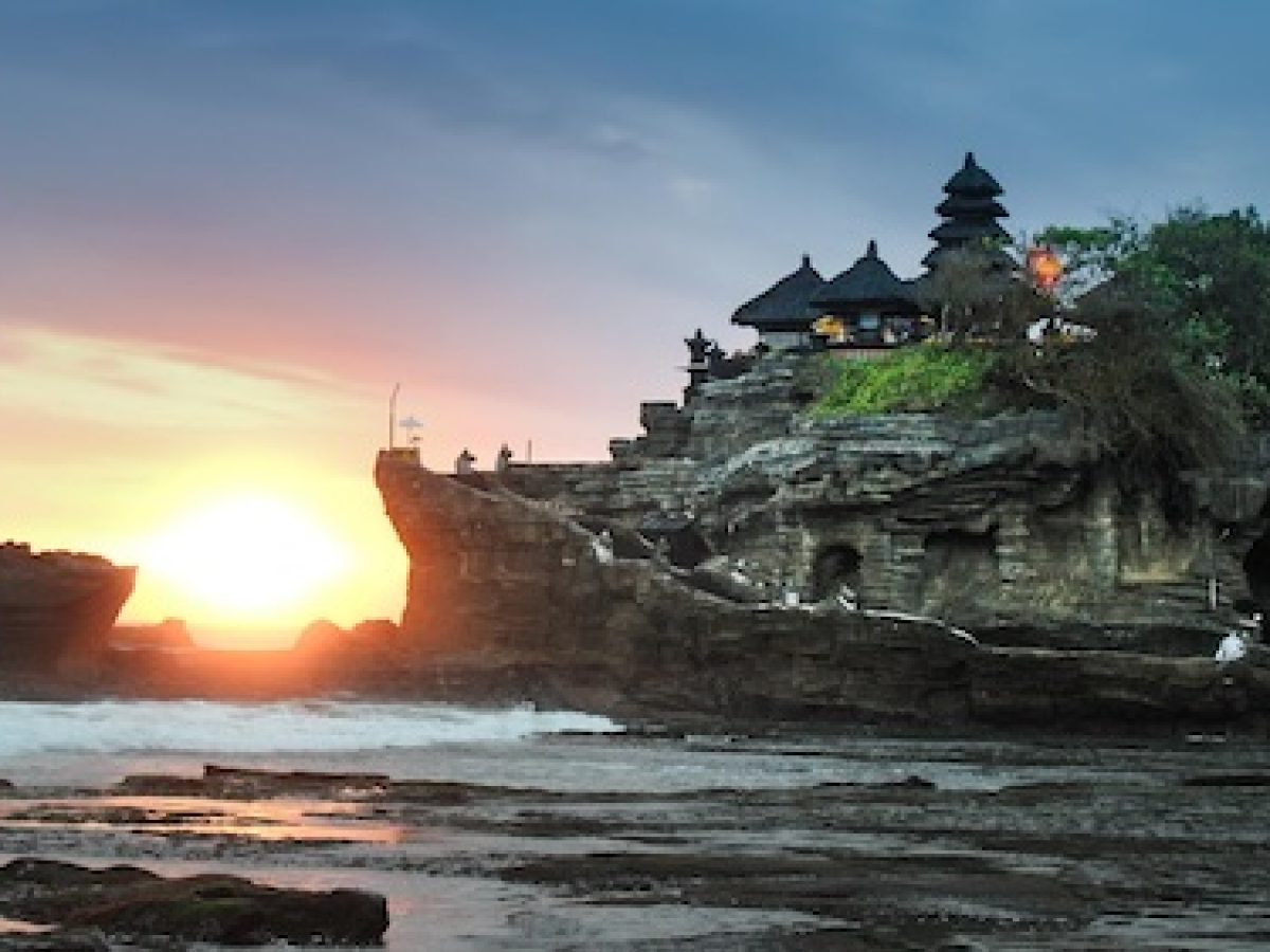 Tanah Lot